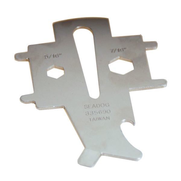 Universal key for tank cover