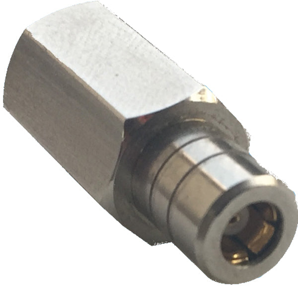 Stecken Sie den FME-DAB-Stecker auf SMB/die Buchse auf DAB
