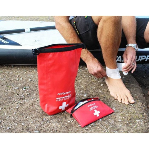 OB1213R OverBoard Wasserdichte Erste-Hilfe-Tasche mit Inhalt